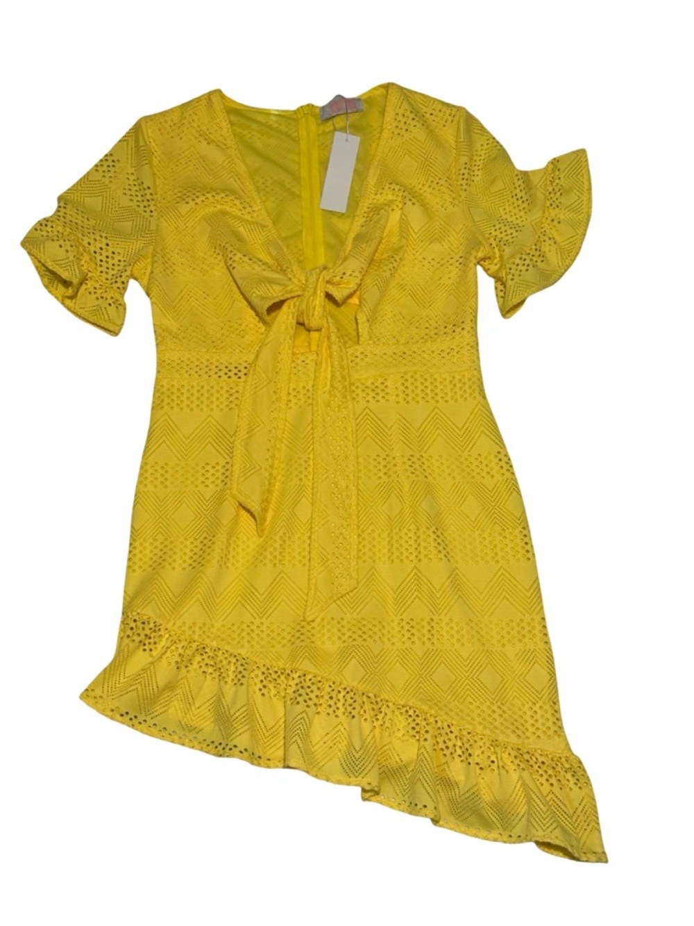 C+D+M Yellow Lace Ruffle Hem Dress NWT Short Sleeve Tie Front